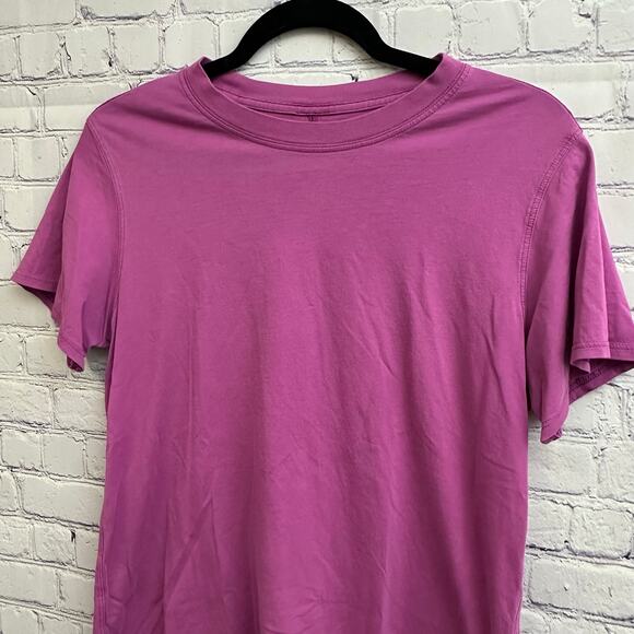 Lululemon The Fundamental T Classic Fit Pink Short Sleeve Shirt Size M** - Picture 2 of 6